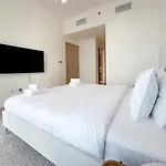 Luxurious 3Br - Pool - Canal View - Kids Play Area