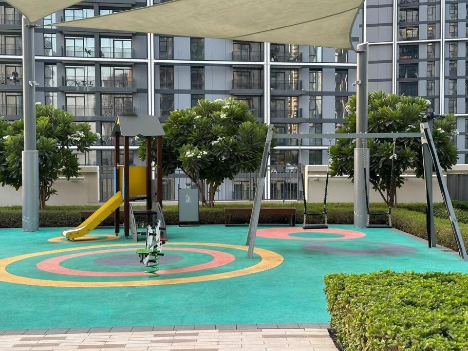 Luxurious 3br - Pool - Canal View - Kids Play Area