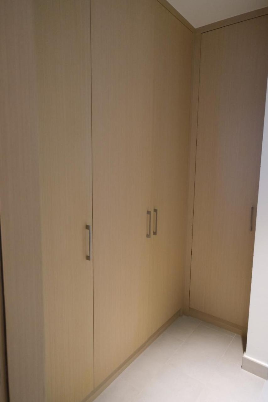 Luxurious 3br - Pool - Canal View - Kids Play Area Apartment *